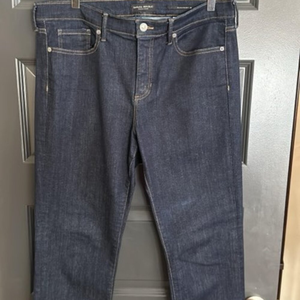Banana Republic Premium Denim Slim Straight 14/32